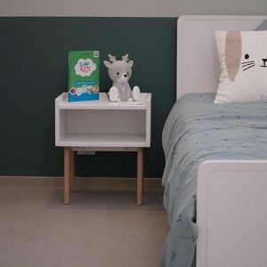 Mathy by Bols Madavin nachtkastje met berkenhouten poten – Diverse kleuren